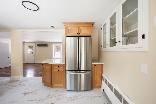 443 Thompson St, Halifax, MA 02338