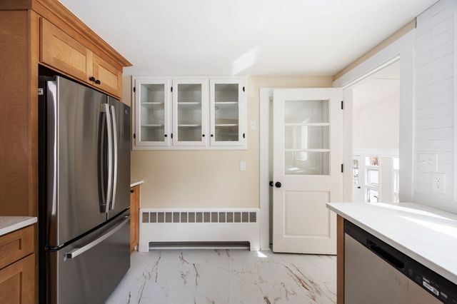 443 Thompson St, Halifax, MA 02338