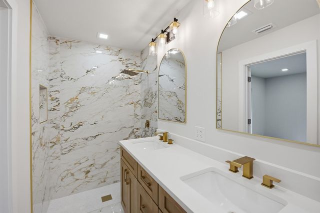 2908 NW 24th Way, Boca Raton, FL 33431