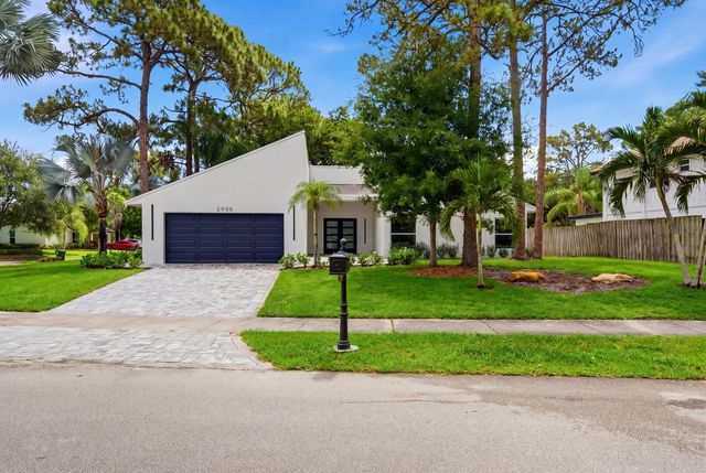 2908 NW 24th Way, Boca Raton, FL 33431