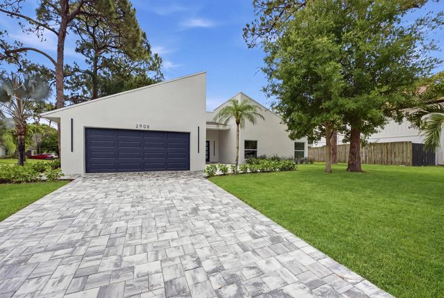 2908 NW 24th Way, Boca Raton, FL 33431