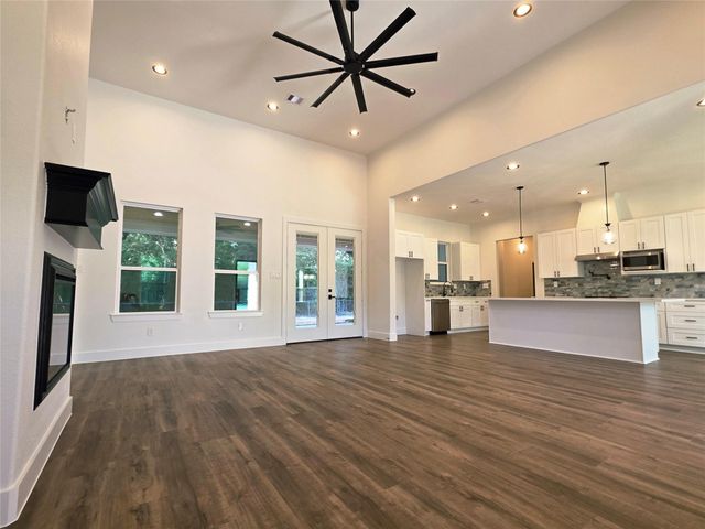 126 Antelope Drive, Crosby, TX 77532