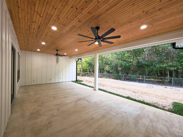 126 Antelope Drive, Crosby, TX 77532