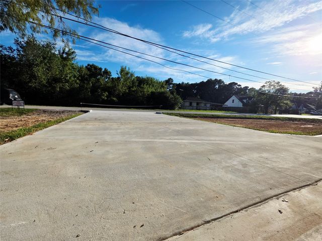 126 Antelope Drive, Crosby, TX 77532