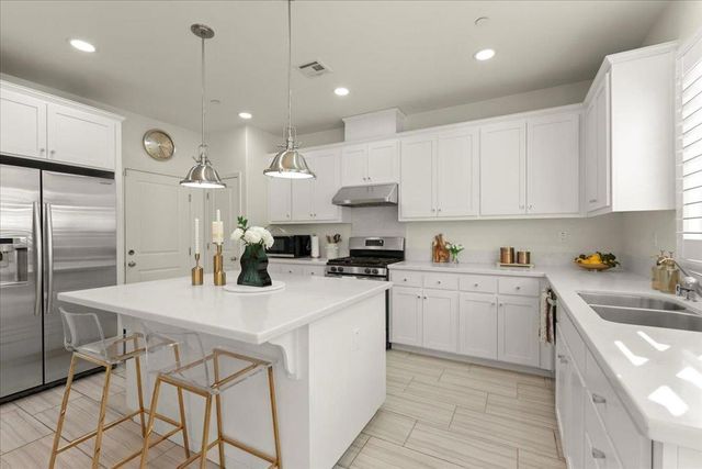 1140 BONINO Way, Gilroy, CA 95020