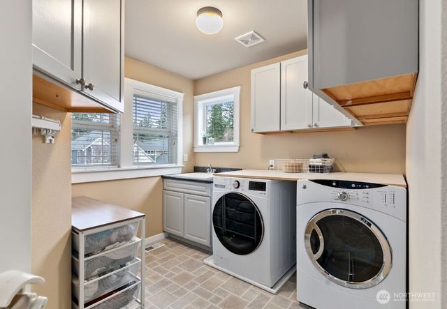 11325 178th Avenue Ct E, Bonney Lake, WA 98391