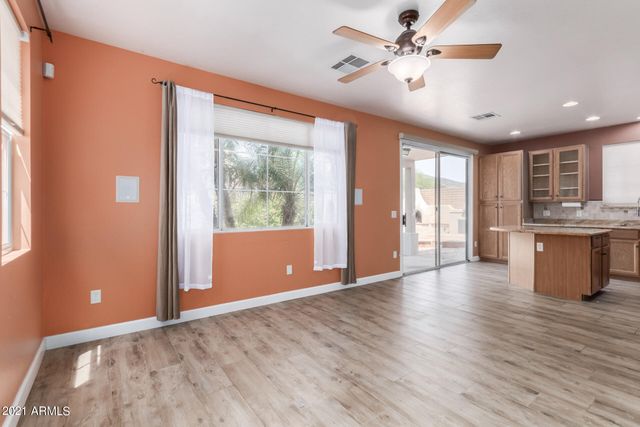 204 W Mountain Sage Drive, Phoenix, AZ 85045