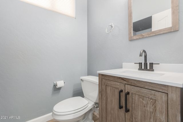 204 W Mountain Sage Drive, Phoenix, AZ 85045