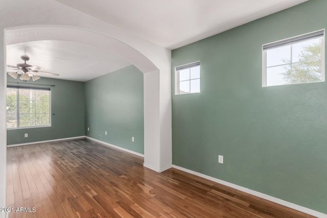 204 W Mountain Sage Drive, Phoenix, AZ 85045