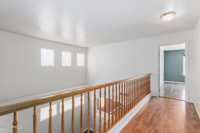 204 W Mountain Sage Drive, Phoenix, AZ 85045
