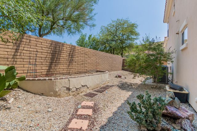 204 W Mountain Sage Drive, Phoenix, AZ 85045