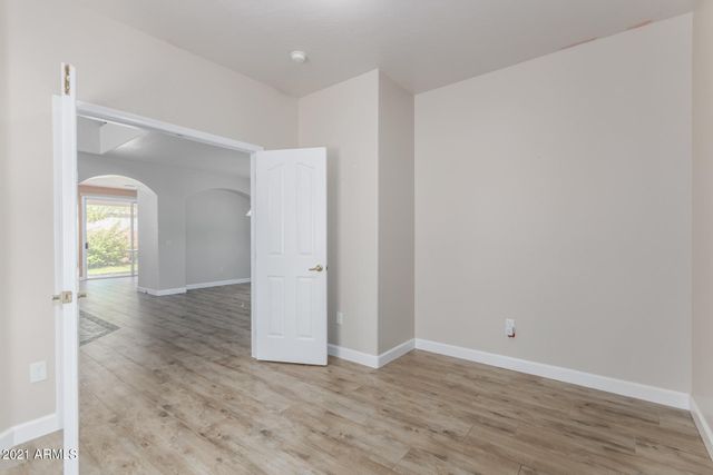 204 W Mountain Sage Drive, Phoenix, AZ 85045