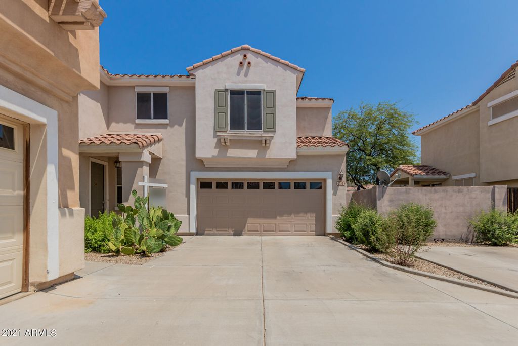 204 W Mountain Sage Drive, Phoenix, AZ 85045