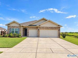 156 Arctic Fox Trail, Meridianville, AL 35759