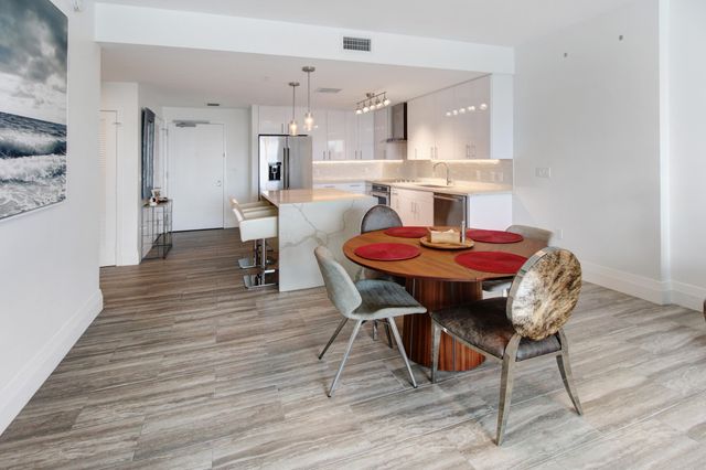 236 SE 5th Avenue 410, Delray Beach, FL 33483
