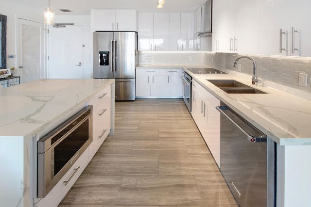 236 SE 5th Avenue 410, Delray Beach, FL 33483