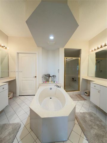 10720 NW 66th St 510, Doral, FL 33178