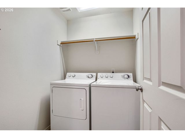 1110 Se HIGHFIELD Ave, Hillsboro, OR 97123