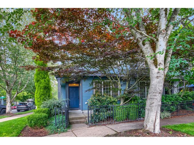 1110 Se HIGHFIELD Ave, Hillsboro, OR 97123