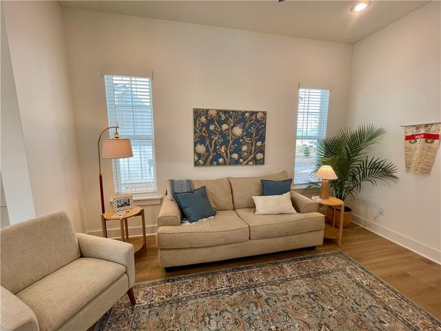 658 W Price Avenue, Springdale, AR 72764