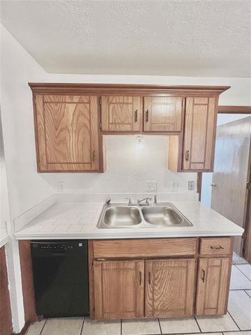 1901 E Lindsey Street 1C, Norman, OK 73071