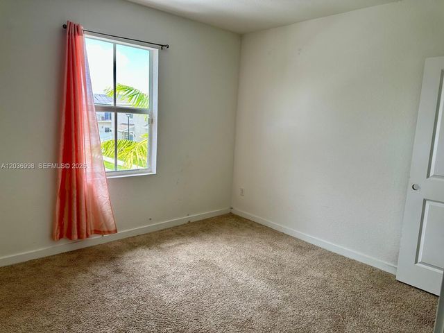 754 SE 19th St, Homestead, FL 33034