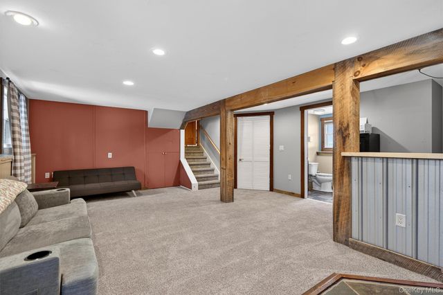 85 Farries Avenue, Florida, NY 10921