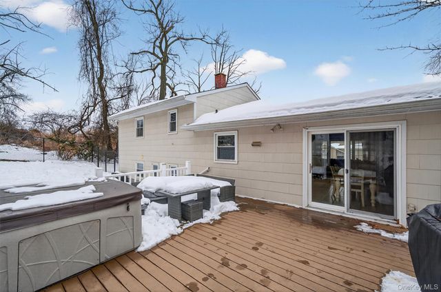 85 Farries Avenue, Florida, NY 10921