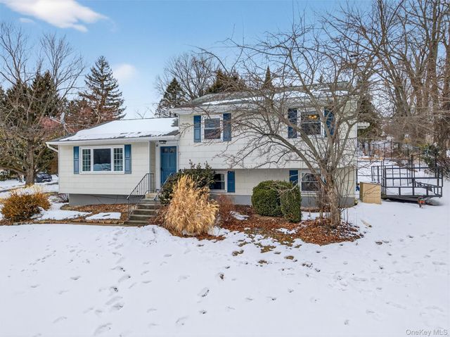 85 Farries Avenue, Florida, NY 10921