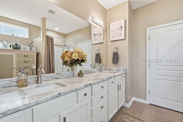211 Pinnacle Shores Dr, Okatie, SC 29909