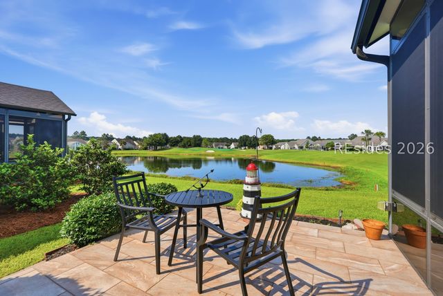 211 Pinnacle Shores Dr, Okatie, SC 29909
