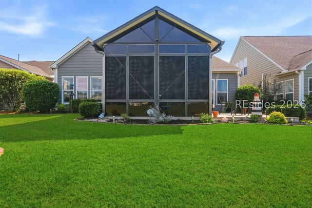 211 Pinnacle Shores Dr, Okatie, SC 29909