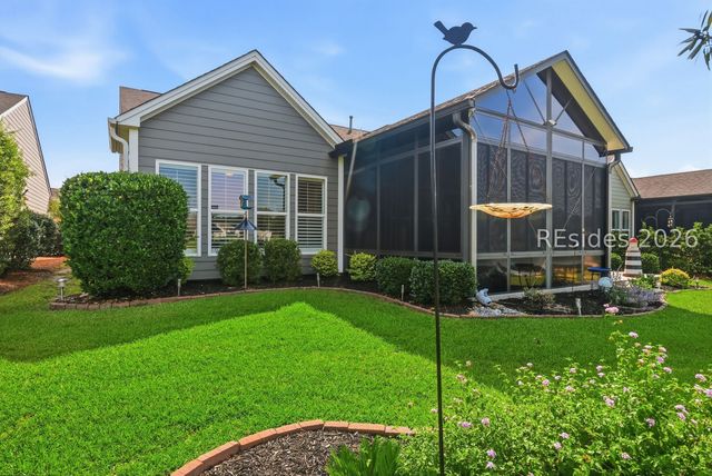 211 Pinnacle Shores Dr, Okatie, SC 29909