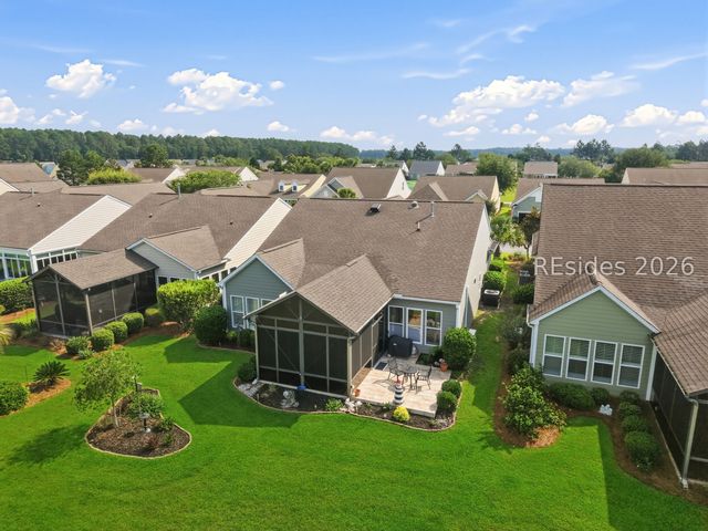 211 Pinnacle Shores Dr, Okatie, SC 29909