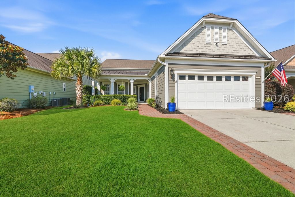 211 Pinnacle Shores Dr, Okatie, SC 29909