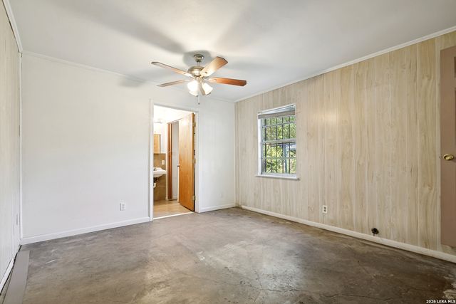 3938 Motes Dr, San Antonio, TX 78237