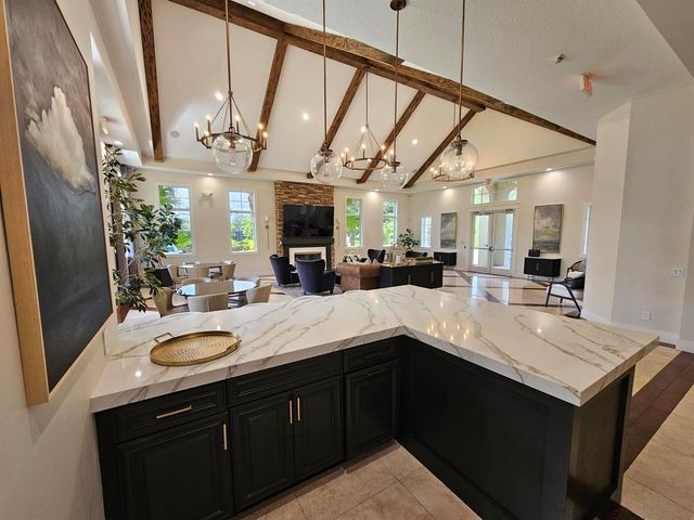 912 SW Sun Circle, Palm City, FL 34990