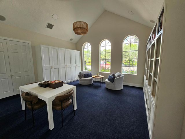912 SW Sun Circle, Palm City, FL 34990