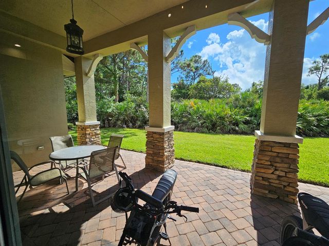 912 SW Sun Circle, Palm City, FL 34990