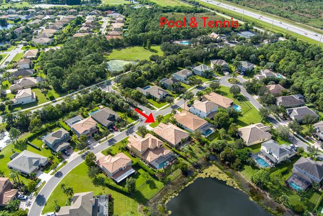 912 SW Sun Circle, Palm City, FL 34990