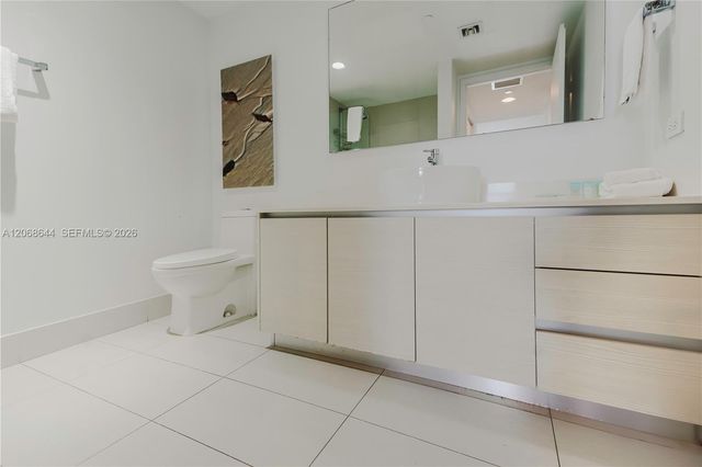 2602 E Hallandale Beach Boulevard R1905, Hallandale Beach, FL 33009