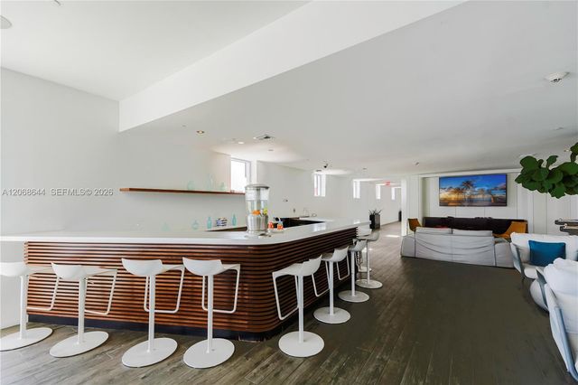 2602 E Hallandale Beach Boulevard R1905, Hallandale Beach, FL 33009