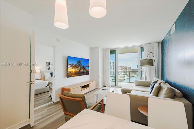 2602 E Hallandale Beach Boulevard R1905, Hallandale Beach, FL 33009