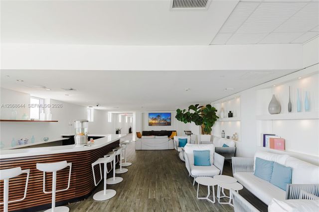 2602 E Hallandale Beach Boulevard R1905, Hallandale Beach, FL 33009