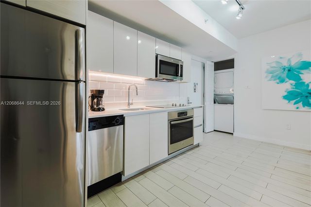 2602 E Hallandale Beach Boulevard R1905, Hallandale Beach, FL 33009