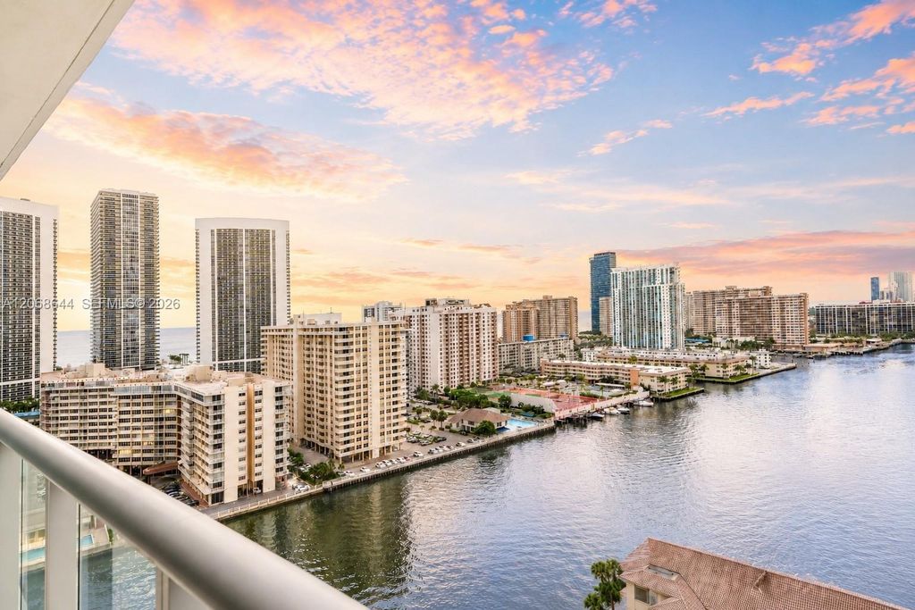 2602 E Hallandale Beach Boulevard R1905, Hallandale Beach, FL 33009