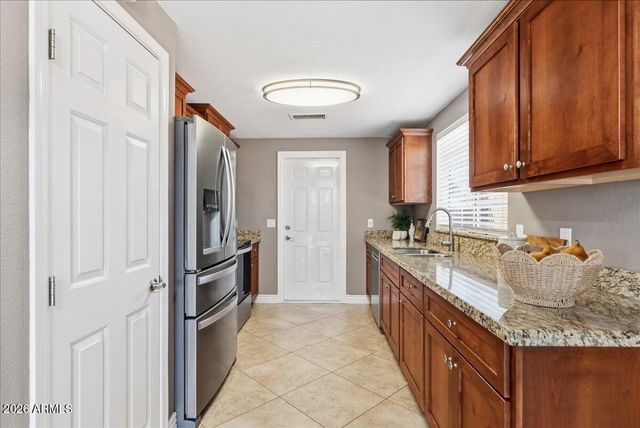 7546 E DULCIANA Circle, Mesa, AZ 85208