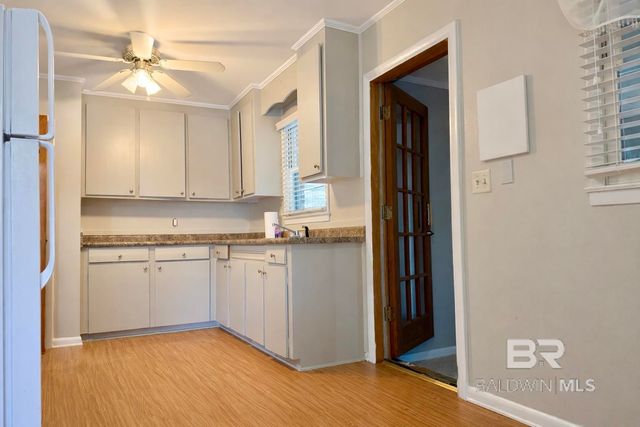 402 N Forest Hill Drive, Brewton, AL 36426