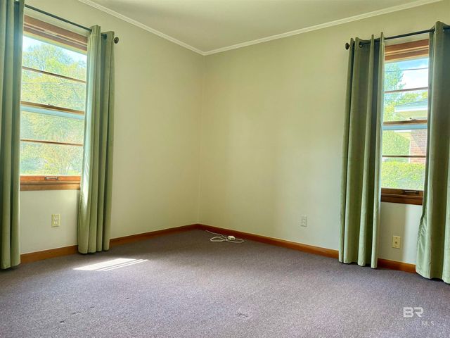 402 N Forest Hill Drive, Brewton, AL 36426