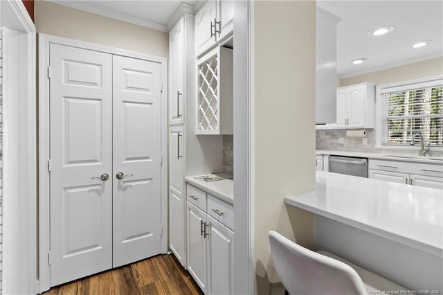 402 Thorncliff Drive, Fayetteville, NC 28303